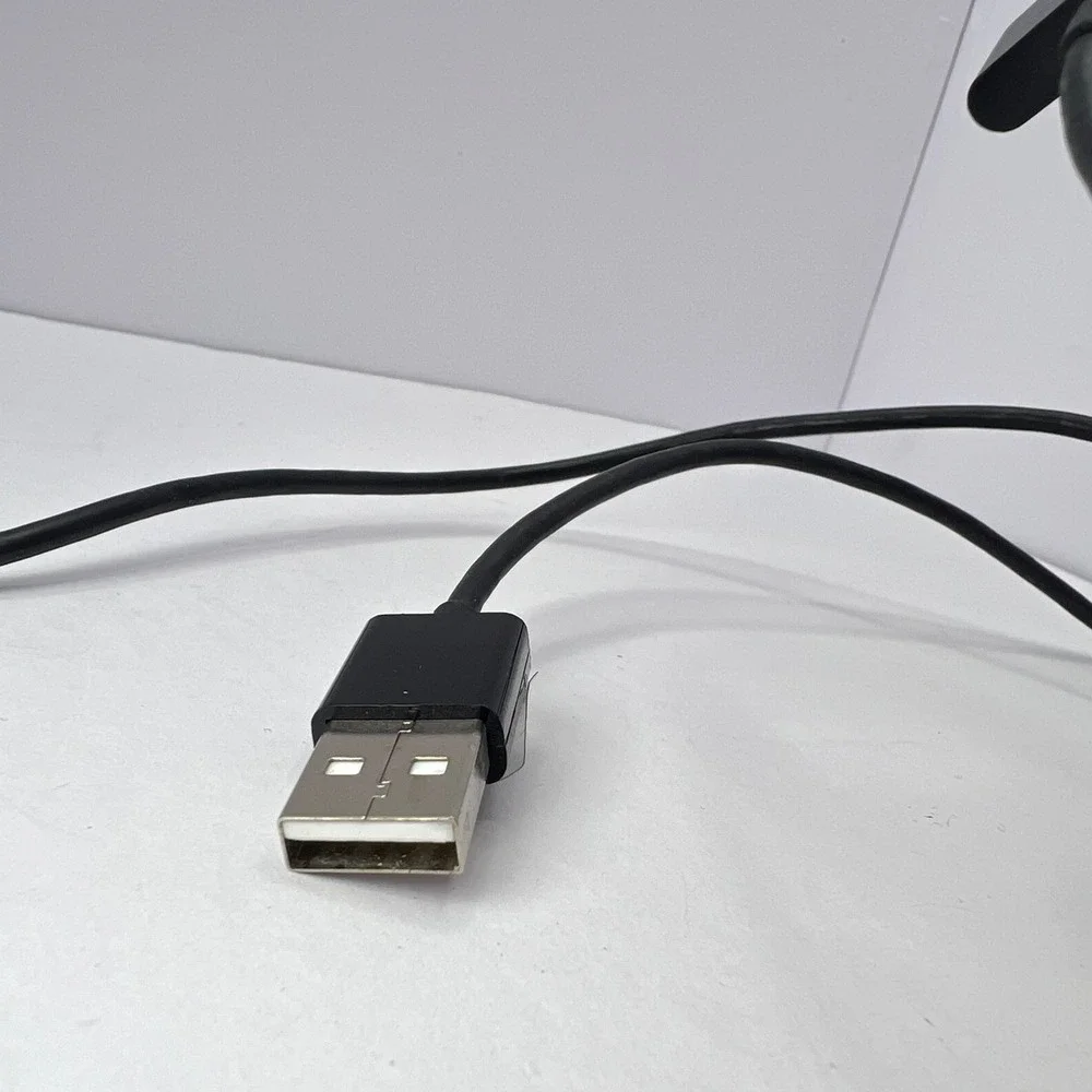 Insignia‎ Black 30-Pin to USB Cable Apple iPhone iPad iPod Charging Sync Cord